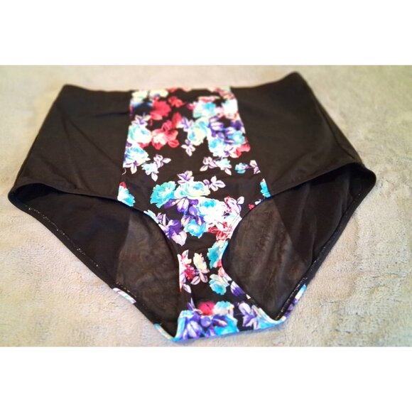 Torrid womens high rise smooth swim bottom floral print size 1 plus 1X - Picture 1 of 3